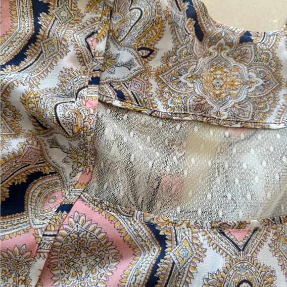 BGBGeneration Top and Shorts Set - Picture 10 of 12